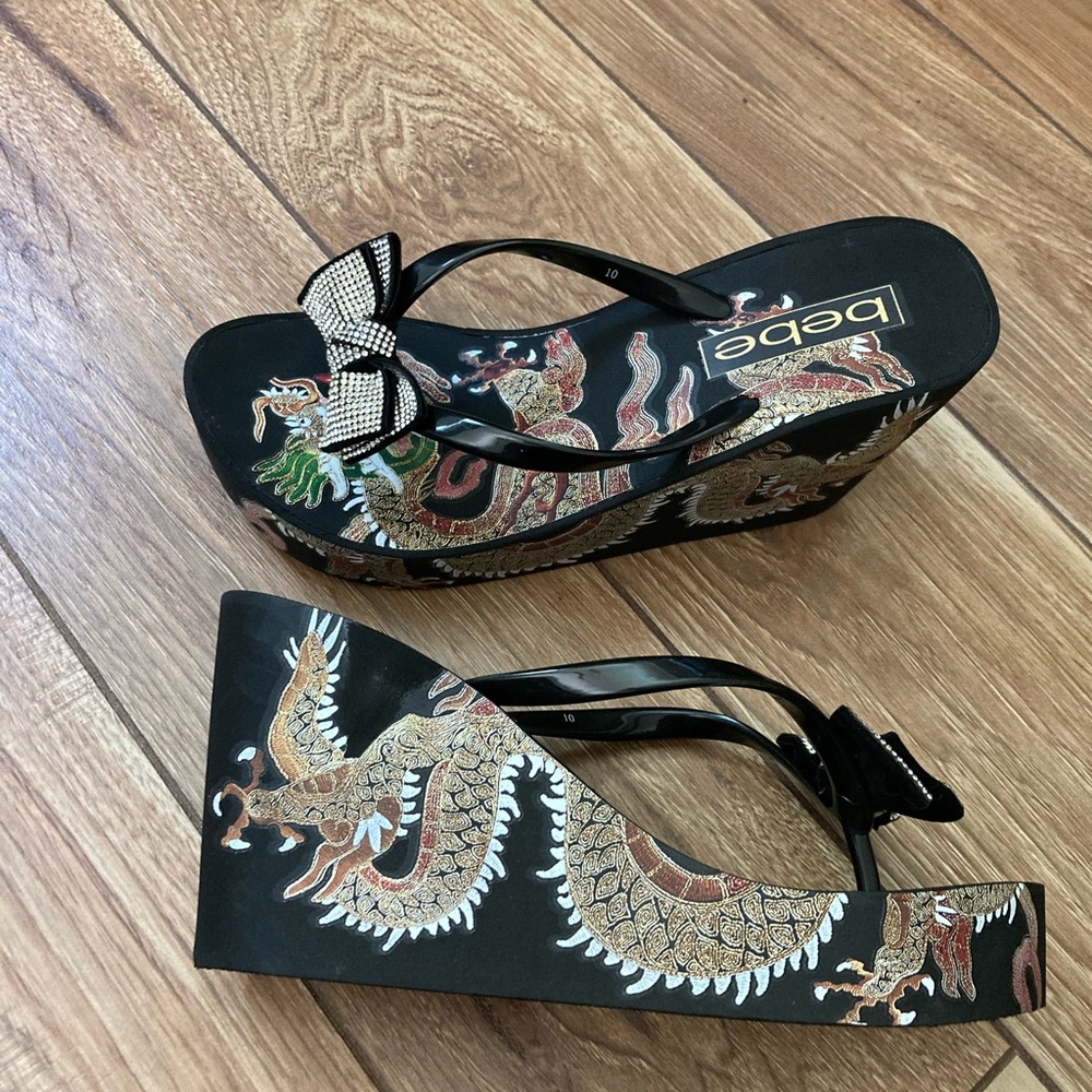 Bebe Platform Flip Flop Sandal Size 10